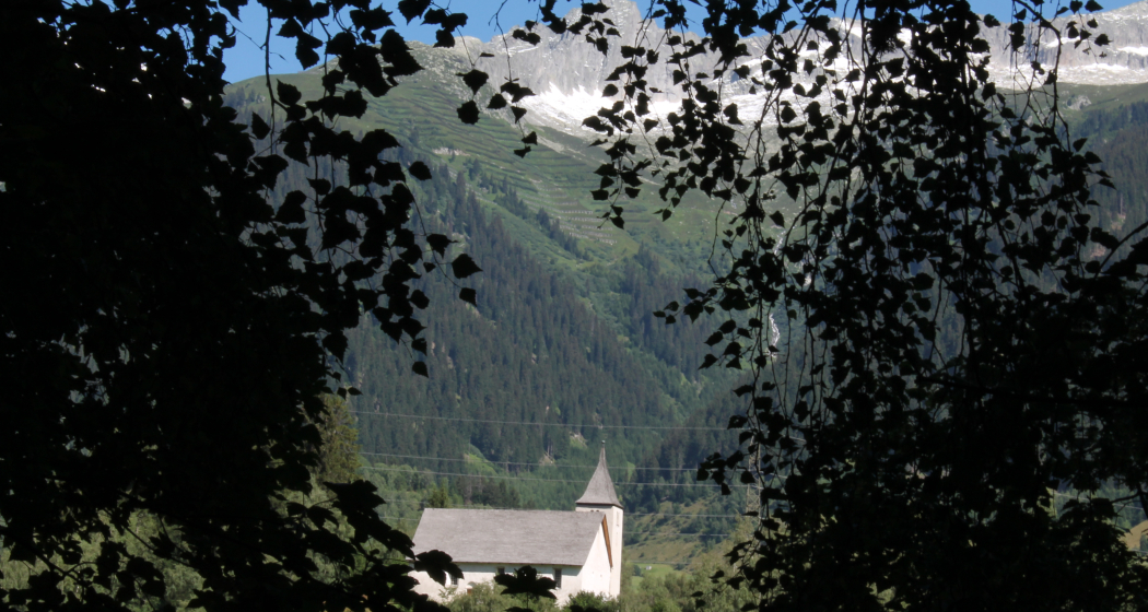 Von Mompé Medel aus gesehen Von Mompé Medel aus gesehen