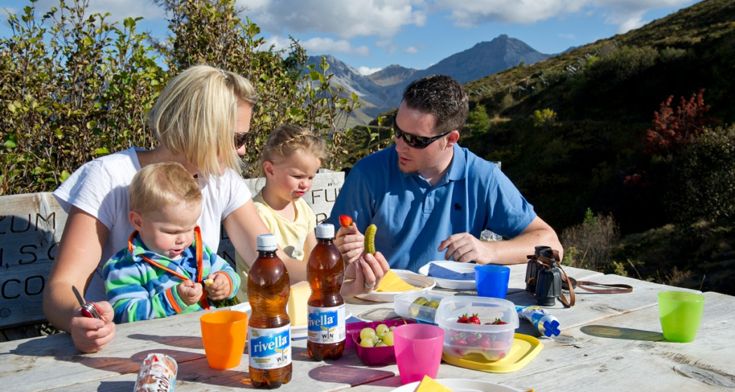 Picknick beim Rot Tritt Picknick beim Rot Tritt