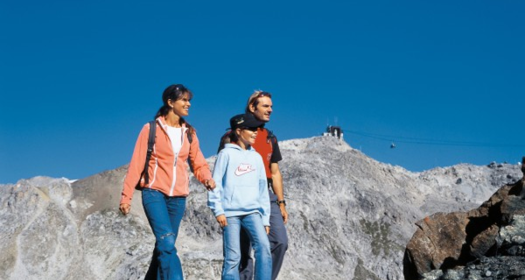 Wandern hoch über Davos Wandern hoch über Davos
