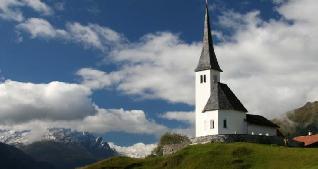 Die Kirche Tenna - ein Schmuckstück © B.Steinmann Die Kirche Tenna - ein Schmuckstück © B.Steinmann