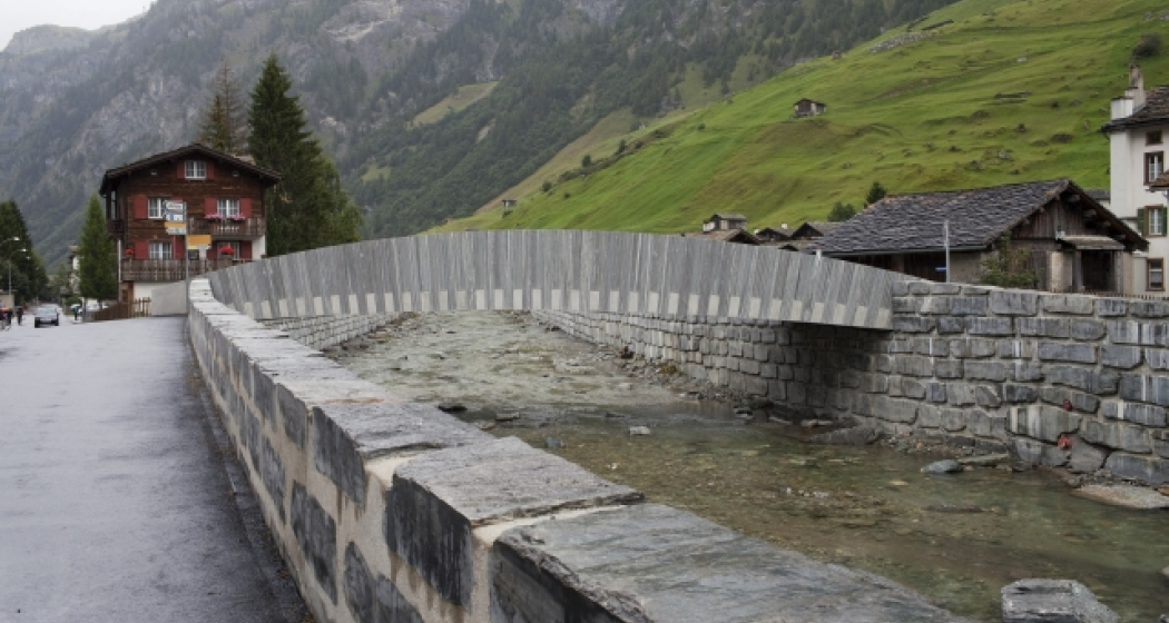 Dorfbrücke Vals; Foto: W. Dechau Dorfbrücke Vals; Foto: W. Dechau