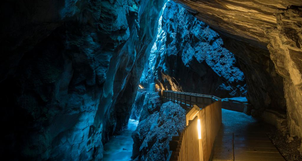 Mystische Taminaschlucht beim Alten Bad Pfäfers Mystische Taminaschlucht beim Alten Bad Pfäfers