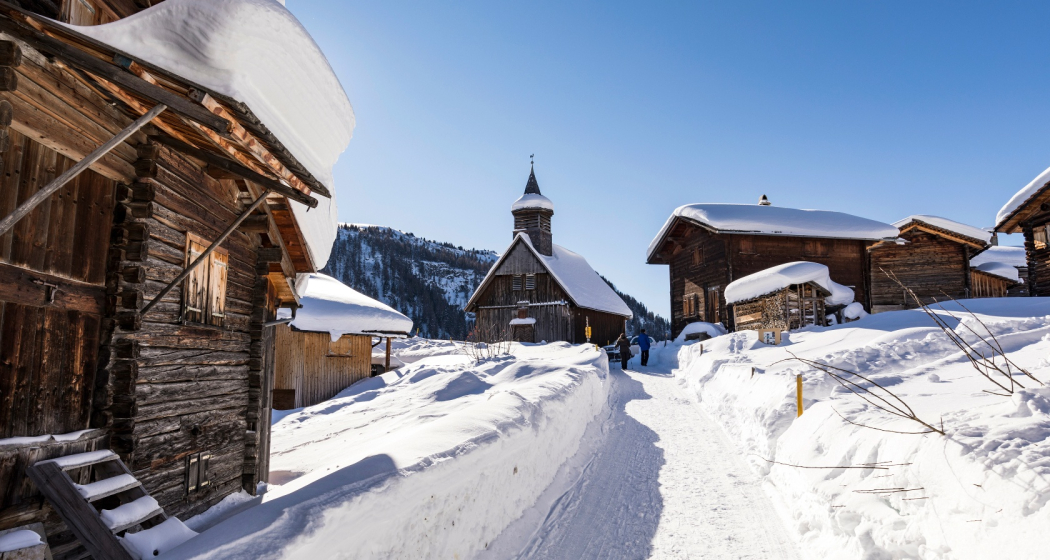 Obermutten im Winter Obermutten im Winter