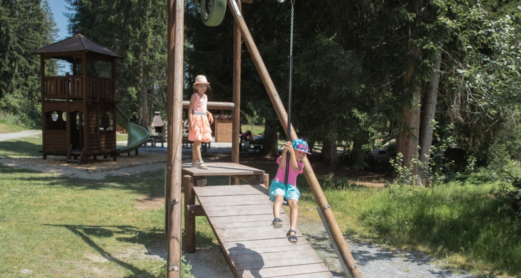 Spielplatz Pifal, Obersaxen Spielplatz Pifal, Obersaxen