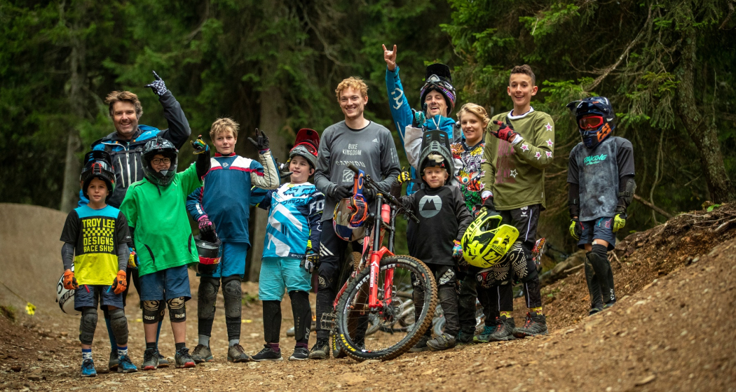 Thomas Genon mit Bikepark Kids Thomas Genon mit Bikepark Kids