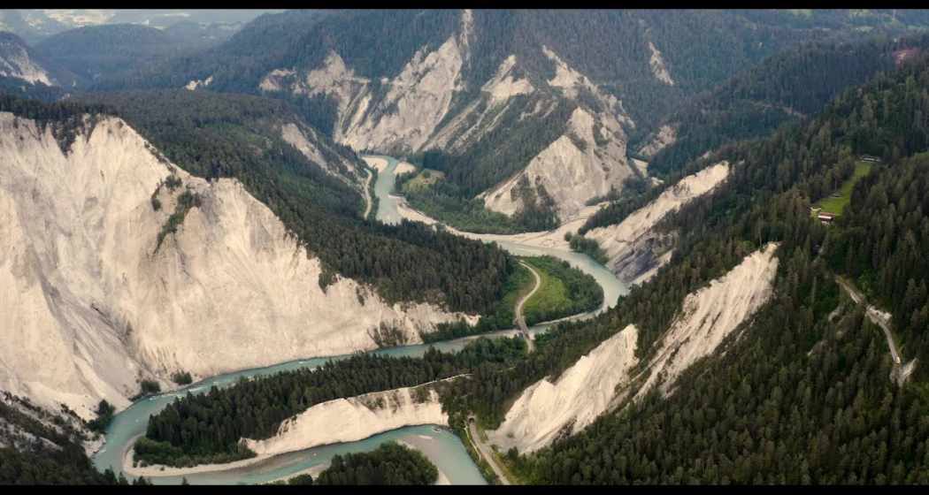 Rheinschlucht Wanderung (Ilanz-Reichenau) Rheinschlucht Wanderung (Ilanz-Reichenau)