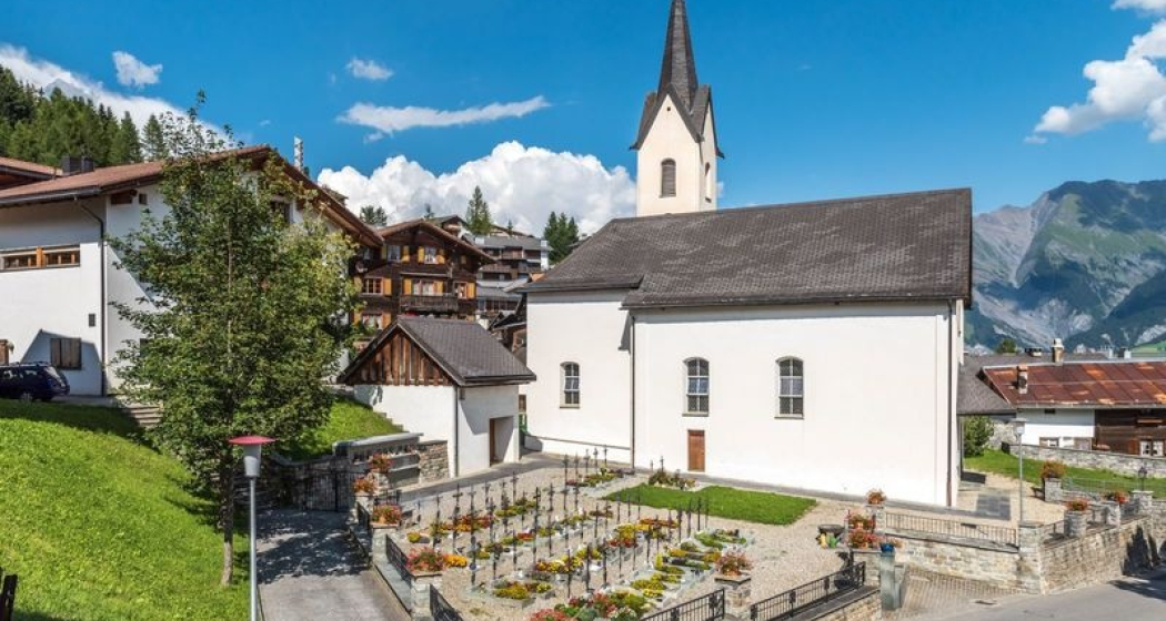 Kirche Sogn Giachen, Morissen Kirche Sogn Giachen, Morissen