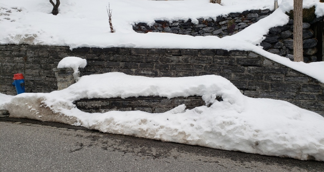Wasserbrunnen La Gassa Flims Dorf (oua_57693079_image) Wasserbrunnen La Gassa Flims Dorf (oua_57693079_image)
