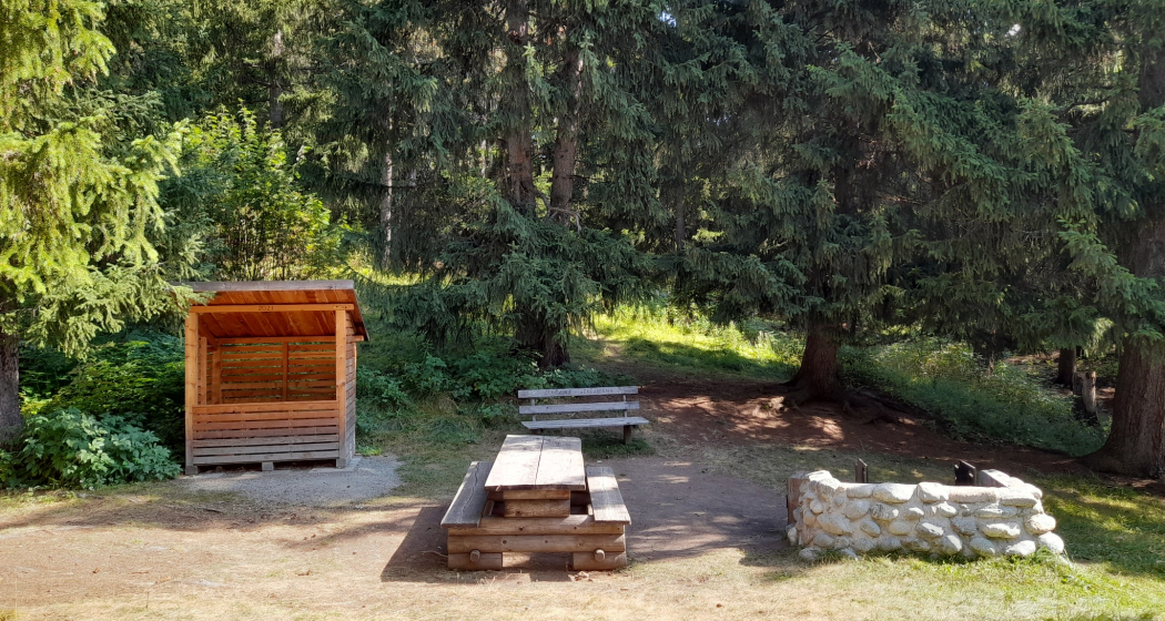 Feuerstelle bei San Gian (oua_602834834_image) Feuerstelle bei San Gian (oua_602834834_image)