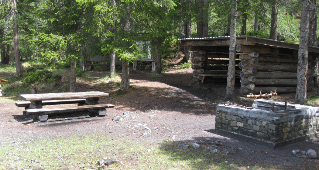 Grillstation Feuerstelle Wettsteinhütte Grillstation Feuerstelle Wettsteinhütte