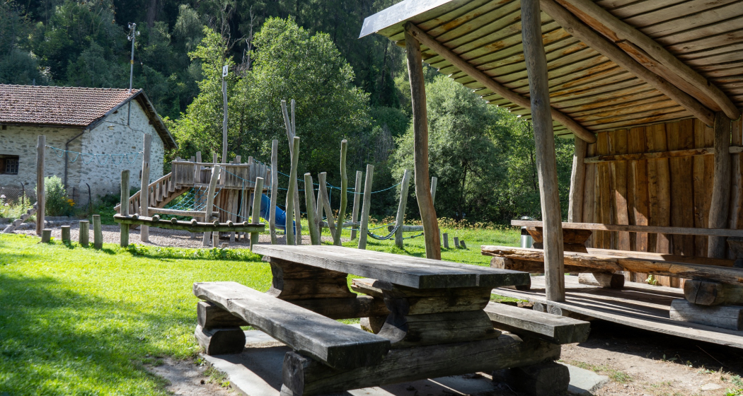 Spielplatz Andeer (oua_611520194_image) Spielplatz Andeer (oua_611520194_image)