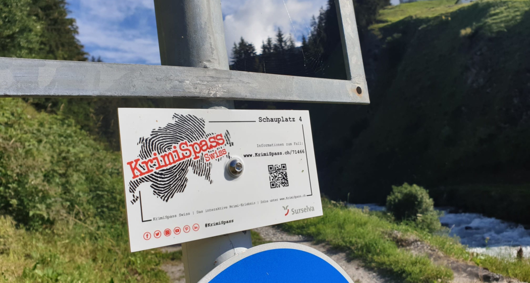 Das Foto zeigt die Tafel, welches man für den Krimispass mit dem Handy einscannen muss Das Foto zeigt die Tafel, welches man für den Krimispass mit dem Handy einscannen muss
