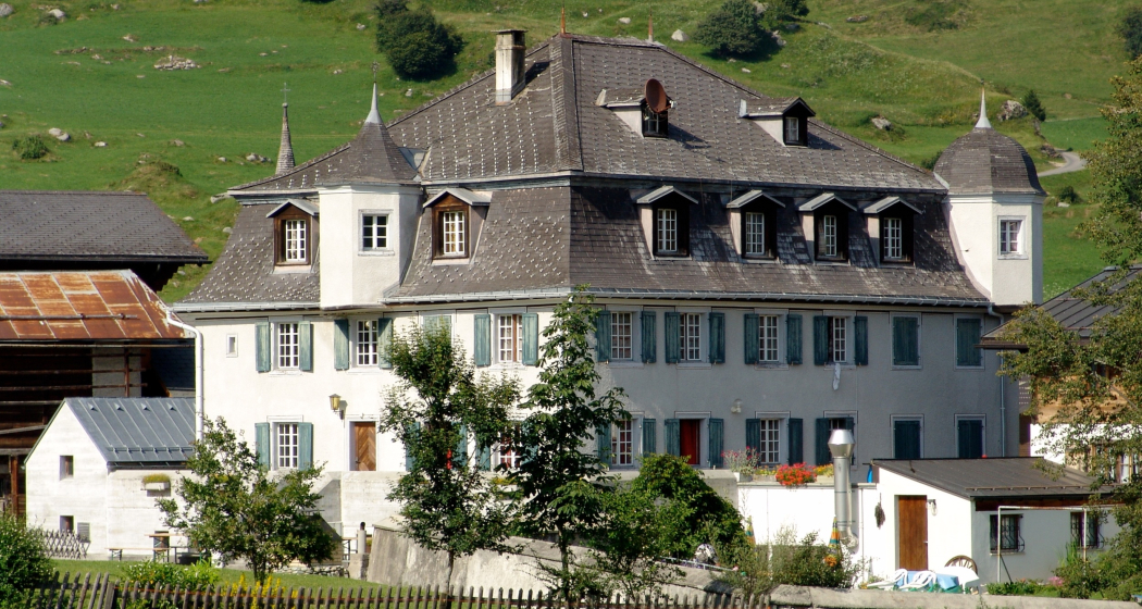 Das Foto zeigt die Casa Mirella in Brigels Das Foto zeigt die Casa Mirella in Brigels