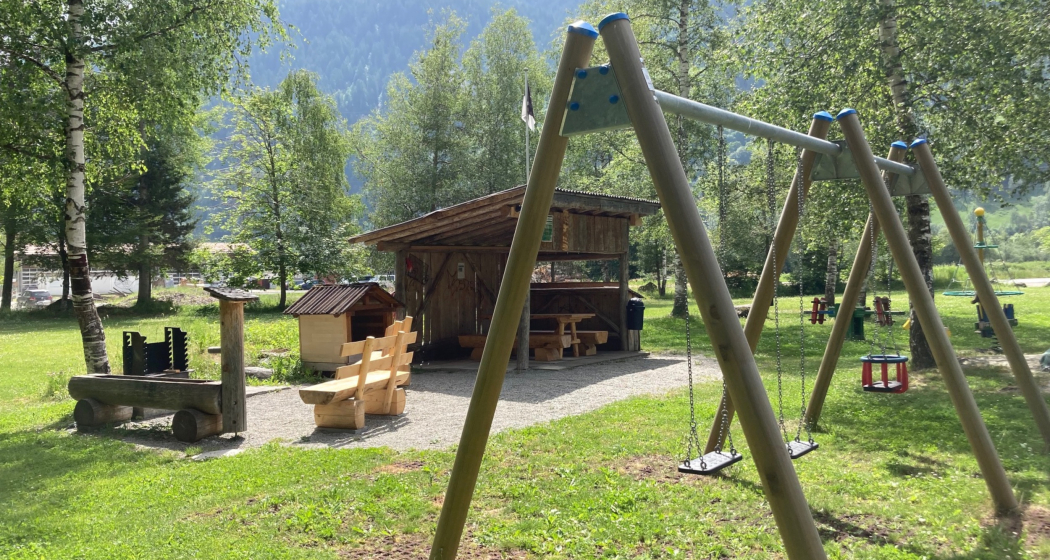 Das Foto zeigt die Feuerstelle Igniu in Rabius Das Foto zeigt die Feuerstelle Igniu in Rabius