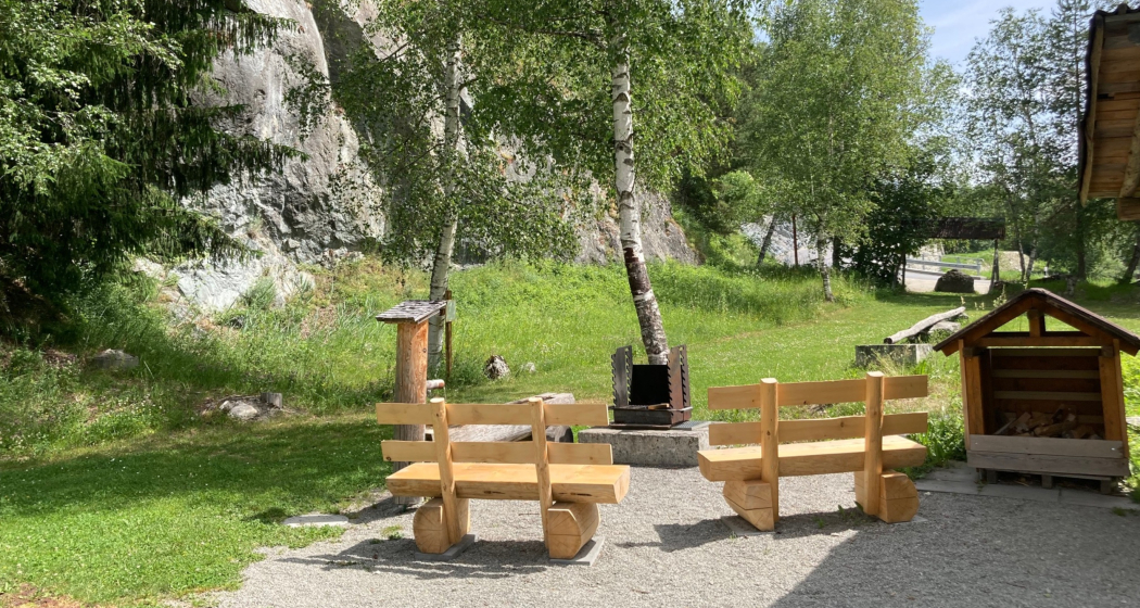 Das Foto zeigt die Feuerstelle Igniu in Rabius Das Foto zeigt die Feuerstelle Igniu in Rabius