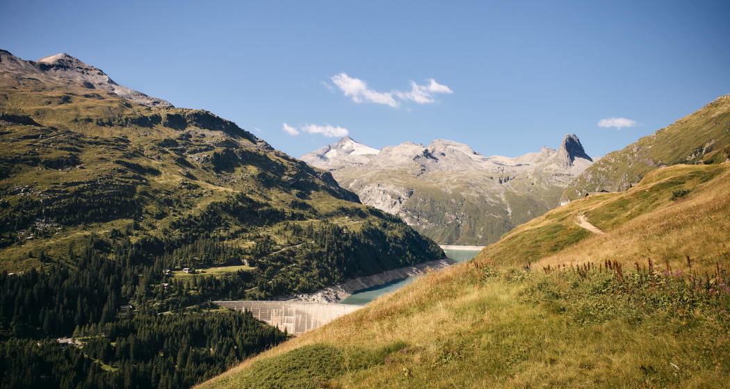 Blick auf die Bergwelt und auf den Zerfreilasee Blick auf die Bergwelt und auf den Zerfreilasee