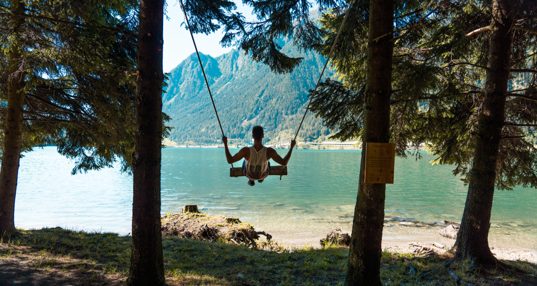 Swing the World - Lago Poschiavo Swing the World - Lago Poschiavo