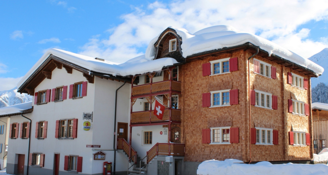 Hotel Pèz Regina - Winteransicht Hotel Pèz Regina - Winteransicht