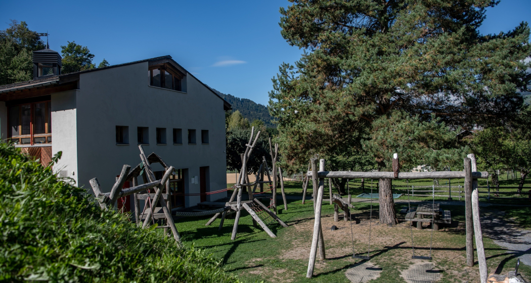 Spielplatz Schulhaus, Sevgein (oua_85002384_image) Spielplatz Schulhaus, Sevgein (oua_85002384_image)
