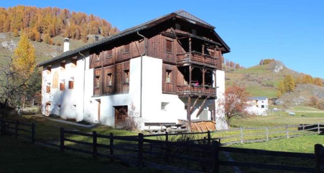 Wohnung im 1. Stock mit Balkon Wohnung im 1. Stock mit Balkon
