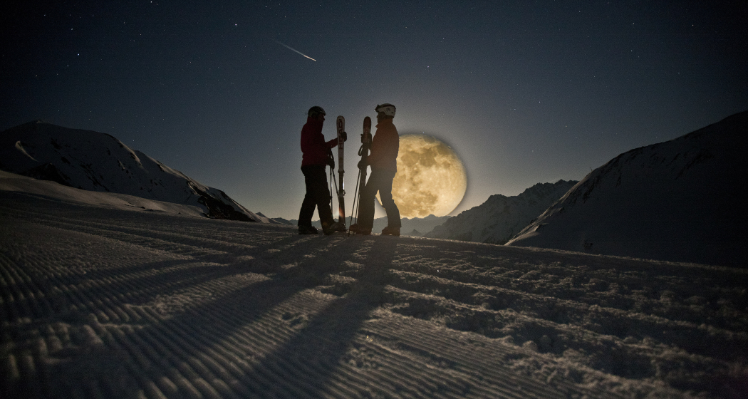 Mondschein-Skifahren Mondschein-Skifahren