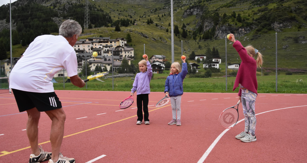 Plausch-Tennis für Kinder (gdl_859926742_image) Plausch-Tennis für Kinder (gdl_859926742_image)