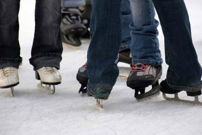 Natural ice rink Safien Platz (oua_24884795_image) Natural ice rink Safien Platz (oua_24884795_image)