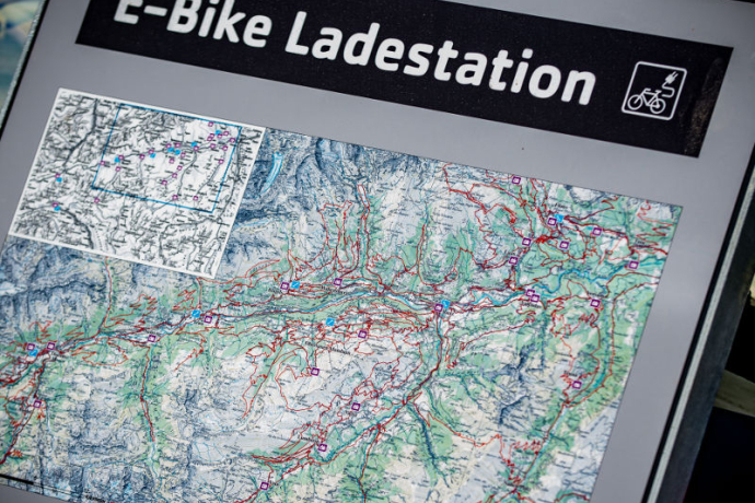 E-Bike Ladestation Cuolm Sura, Surcuolm E-Bike Ladestation Cuolm Sura, Surcuolm