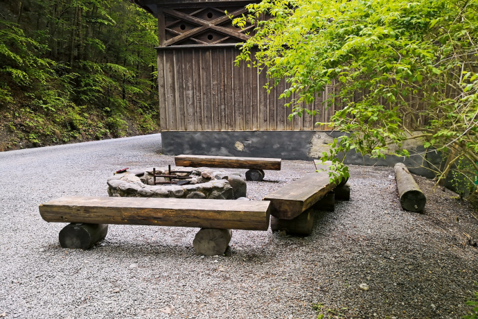 Feuerstelle Schwattenfall (oua_603360834_image) Feuerstelle Schwattenfall (oua_603360834_image)