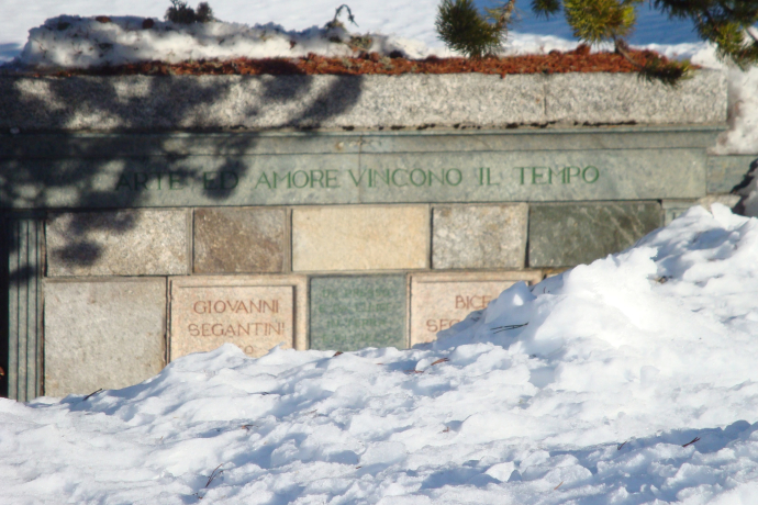 The Maloja mountain cemetery and Giovanni Segantini's grave (oua_605632568_image) The Maloja mountain cemetery and Giovanni Segantini's grave (oua_605632568_image)