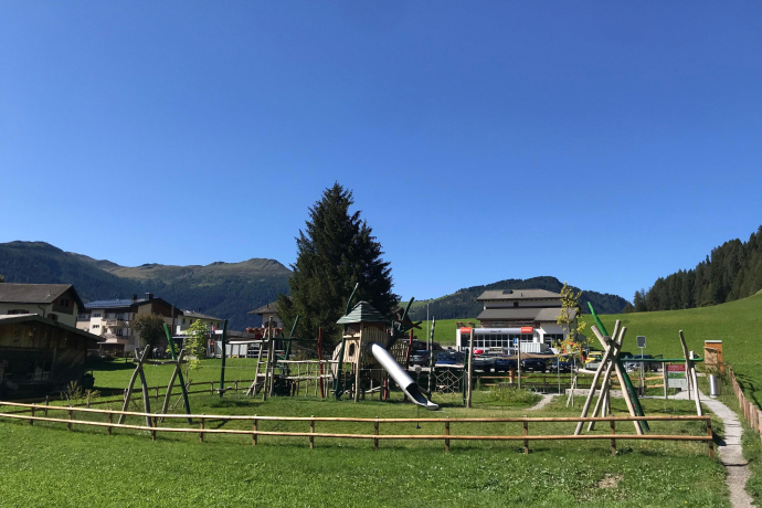 Playground in Lain Playground in Lain