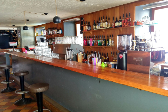 Die Bar Alpshake, Innenansicht, in Ilanz Die Bar Alpshake, Innenansicht, in Ilanz