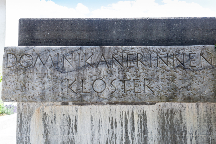 Gedenkstein des Klosters in Ilanz Gedenkstein des Klosters in Ilanz